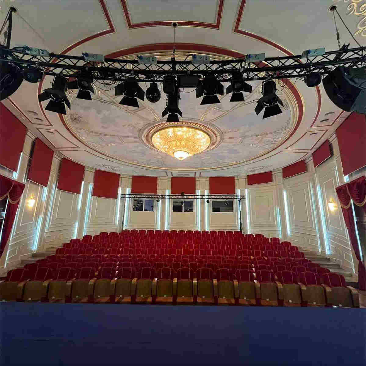 Estrutura de treliça de iluminação personalizada para uso em teatro